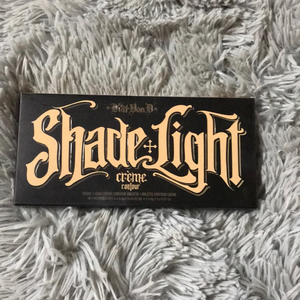 COPY - Kat Von D Shade + Light creme contour pall…